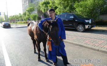“互联网+快递小哥”注入经济发展新动能“星空体育”